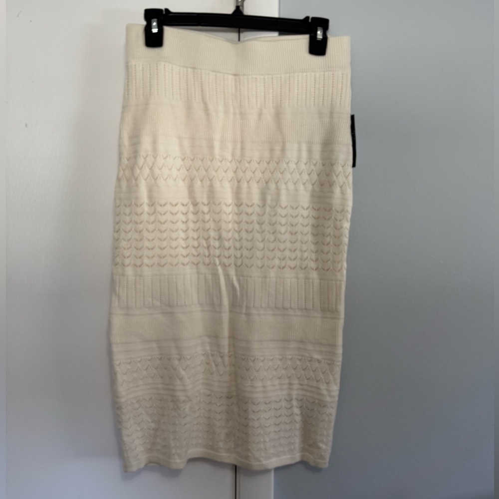 Abercrombie and fitch. Cream Knit sweater skirt. Size medium.